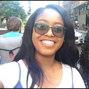 Meet your Posher, Angelica